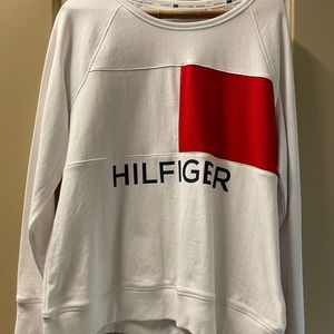 White Tommy Hilfiger Pullover Sweatshirt